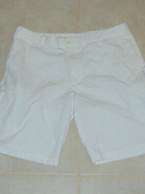 Greg Norman Men's Comfort Cargo Golf Shorts Size 40X10 White Cotton Pockets